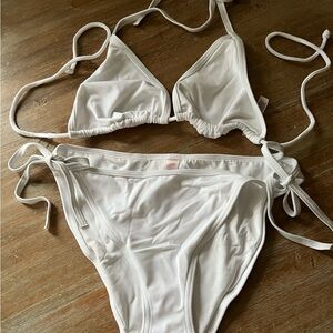 Victoria’s Secret String Bikini in White. Brand new, Size Large